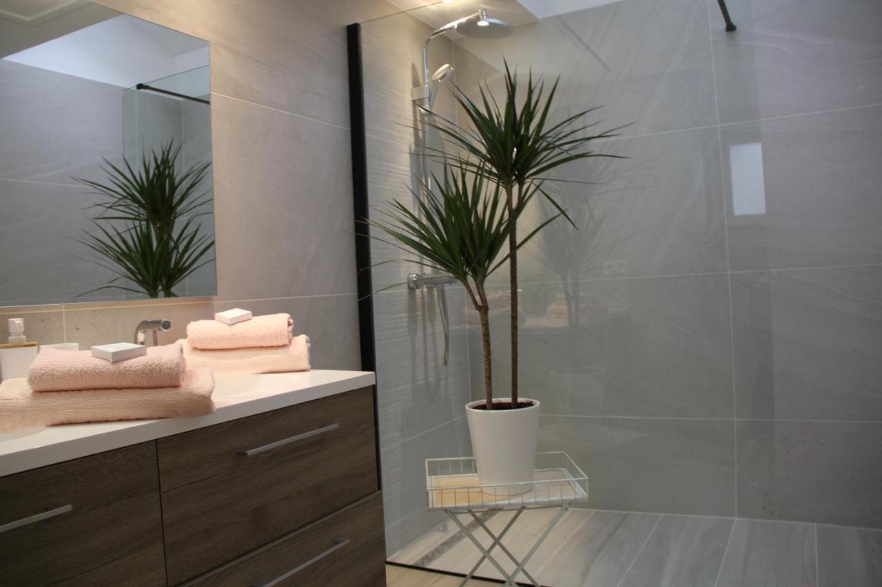 Appartement Blanc cocooning Sprimont Extérieur photo